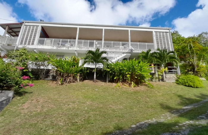 Vente Maison 145m&sup2; 7 pi&#232;ces Les Abymes