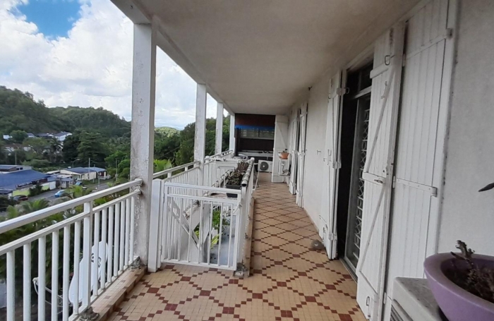 Vente Maison 145m&sup2; 7 pi&#232;ces Les Abymes