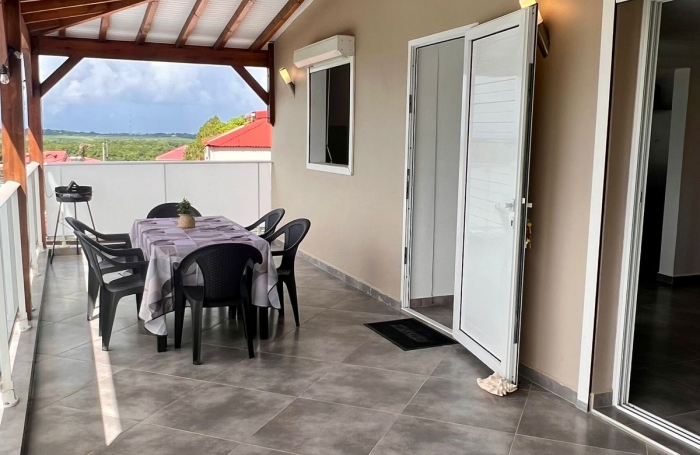 MAGNIFIQUE APPARTEMENT T4 MODERNE ENTIEREMENT MEUBLE PETIT-BOURG