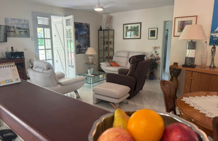 BAILLIF Villa T3 + Bureau + Garage