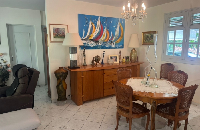 BAILLIF Villa T3 + Bureau + Garage