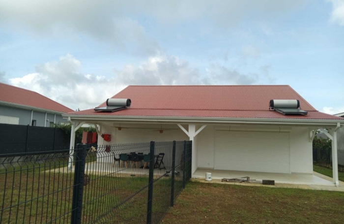 VILLA MITOYENNE T4 en R+1  -  BOIS SERGENT 97170 PETIT-BOURG