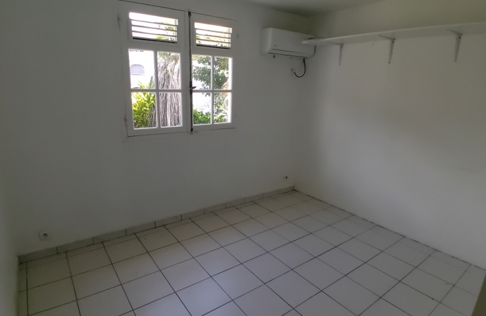 MAISON T4 - CONVENANCE 97122 BAIE-MAHAULT