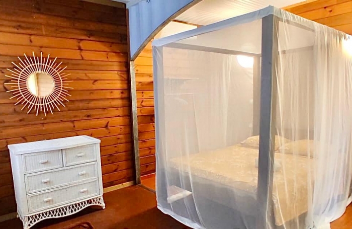 Propriété 320m2 - 7 chambres - Vue mer - Piscine - SAINTE-ROSE