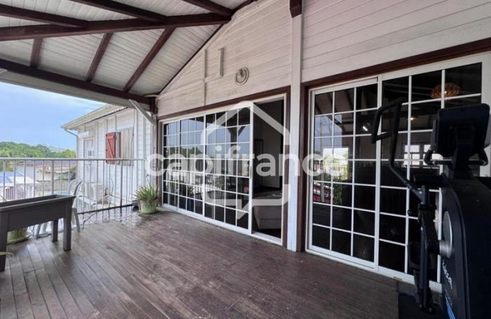 Vente Maison 380m&sup2; 11 pi&#232;ces Les Abymes