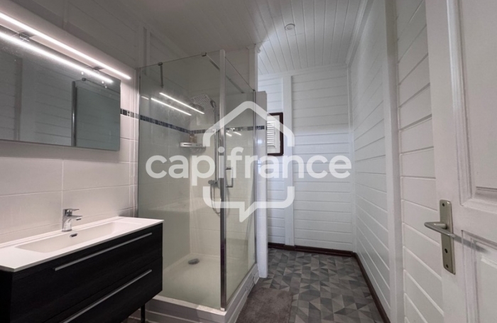 Vente Maison 380m&sup2; 11 pi&#232;ces Les Abymes