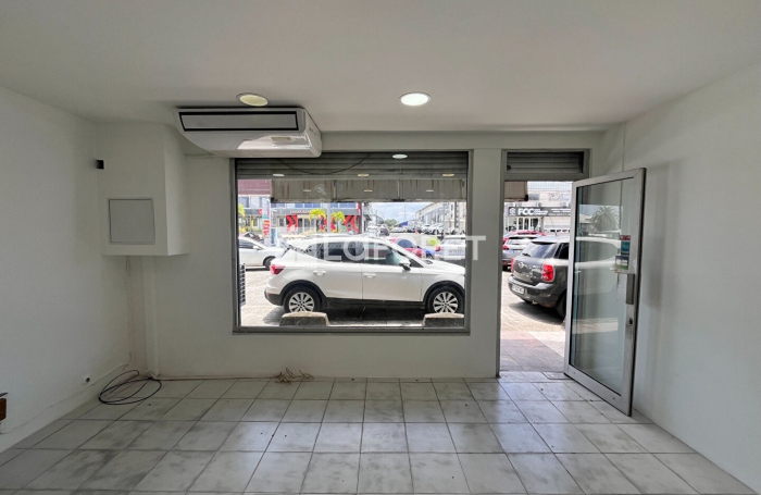 Location Divers 70.6m² Baie Mahault