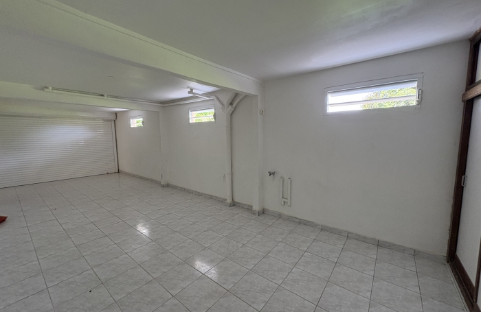 SPACIEUX APPARTEMENT T5 PIERRET LAMENTIN