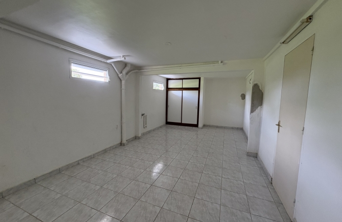 SPACIEUX APPARTEMENT T5 PIERRET LAMENTIN