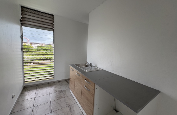 APPARTEMENT T5 RENOVE LE RAIZET