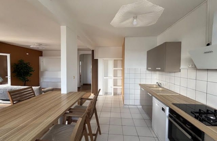 Location Appartement 77m&sup2; 3 pi&#232;ces Sainte Anne