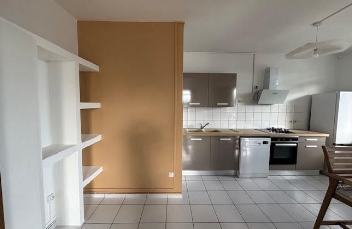 Location Appartement 77m&sup2; 3 pi&#232;ces Sainte Anne