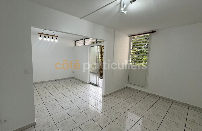 Location Appartement 58.67m² 3 pièces Les Abymes