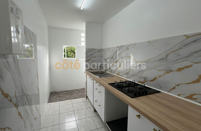 Location Appartement 58.67m² 3 pièces Les Abymes