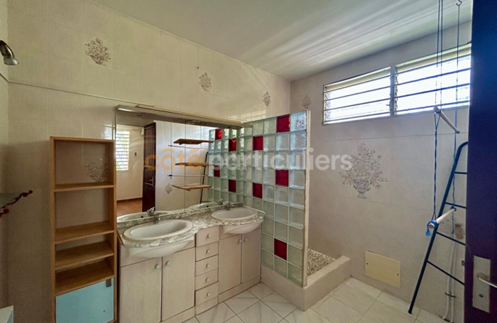 Location Appartement 103.75m&sup2; 4 pi&egrave;ces Gosier