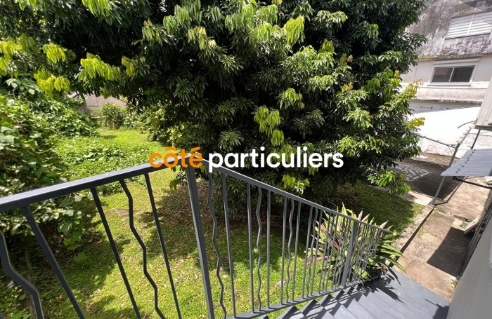 Location Appartement 110m² 4 pièces Saint Claude