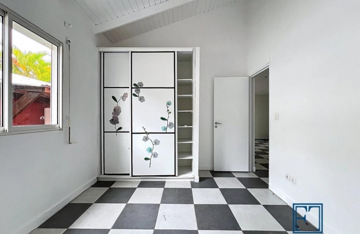 Location Maison 102m&sup2; 5 pi&#232;ces Saint François