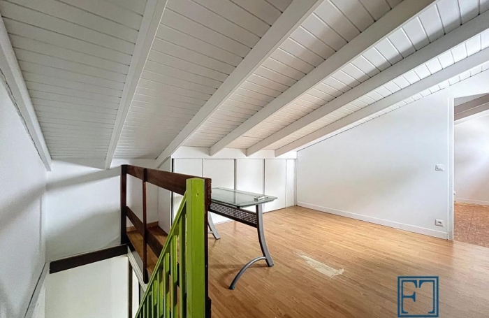 Location Maison 102m&sup2; 5 pi&#232;ces Saint François