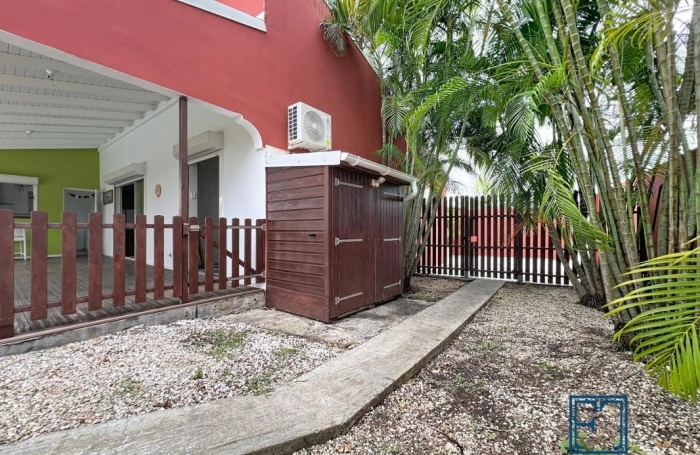 Location Maison 102m&sup2; 5 pi&#232;ces Saint François