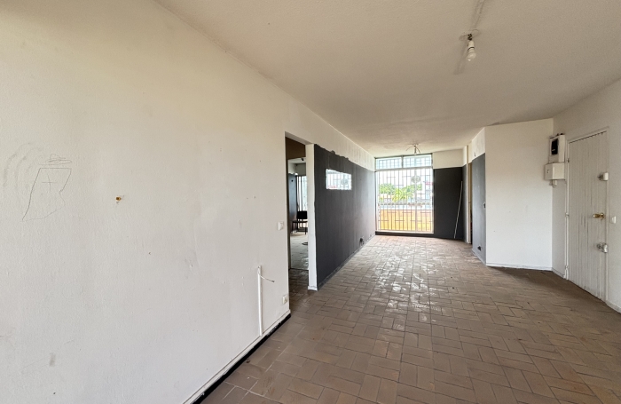 Appartement à rénover aux Abymes - LONGFORT IMMOBILIER