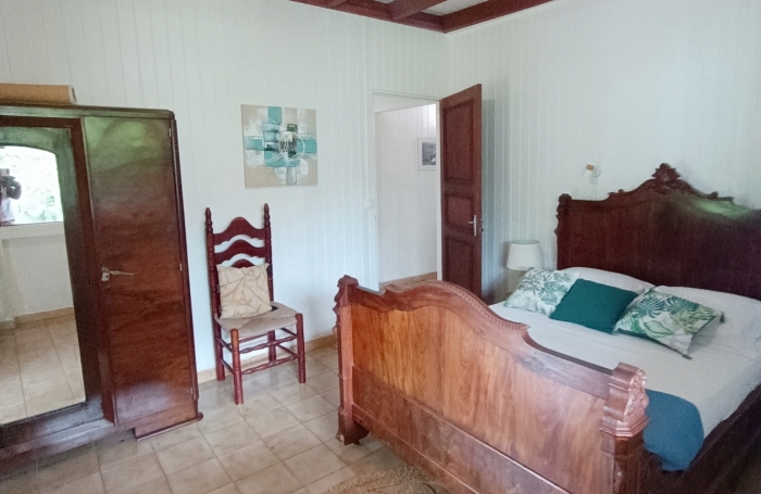 Vente Divers 161m&sup2; 6 pièces Saint Fran&ccedil;ois