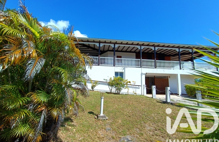 Vente Divers 161m&sup2; 6 pièces Saint Fran&ccedil;ois