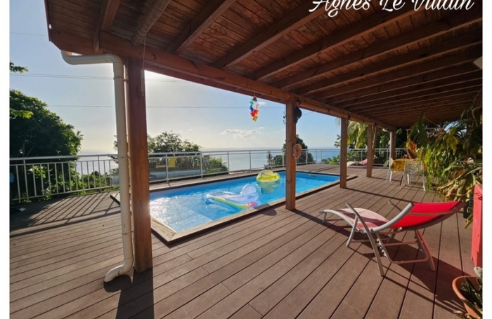 Vente Maison 76m&sup2; 4 pièces Bouillante