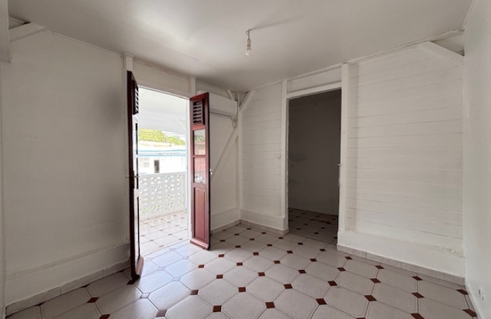 Maison de ville proche commodit&eacute;s - Agence LONGFORT IMMOBILIER