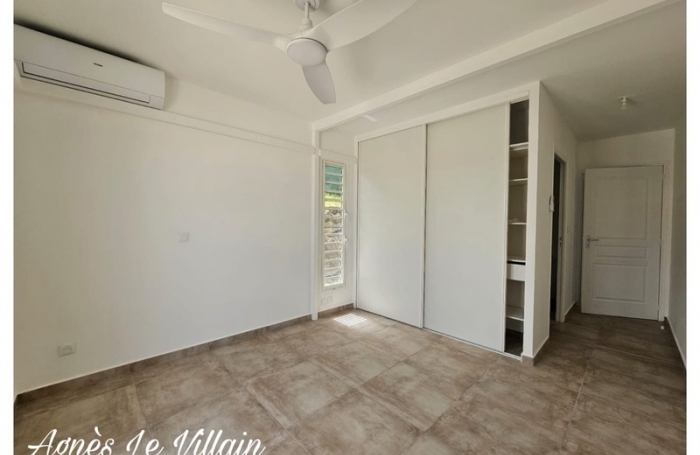 Vente Maison 79m&sup2; 4 pièces Bouillante