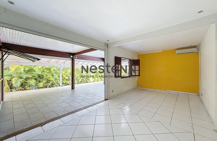 Vente Maison 105m&sup2; 5 pi&egrave;ces Sainte Rose