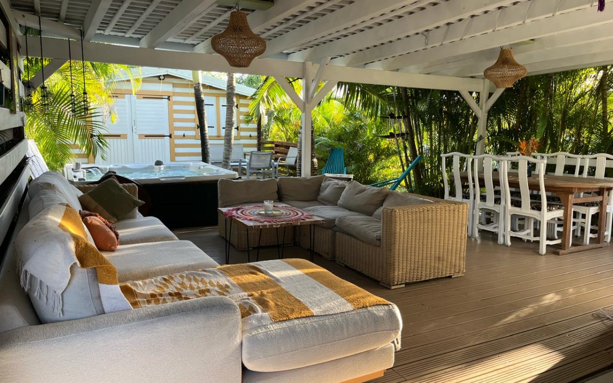 Richeplaine &ndash; Maison r&eacute;cente vendue meubl&eacute;e