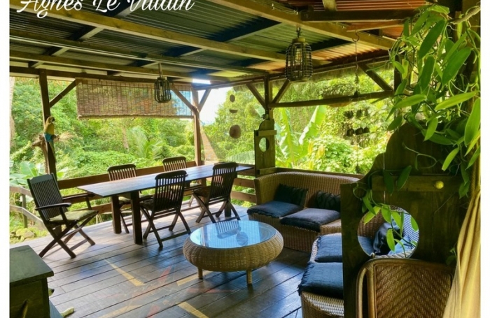 Vente Maison 76m&sup2; 4 pièces Bouillante