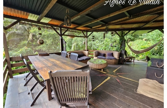 Vente Maison 76m&sup2; 4 pièces Bouillante