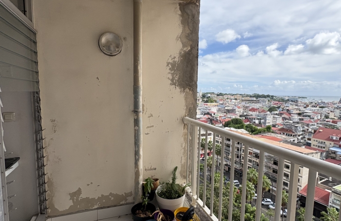 APPARTEMENT T3 VUE MER POINTE-A-PITRE