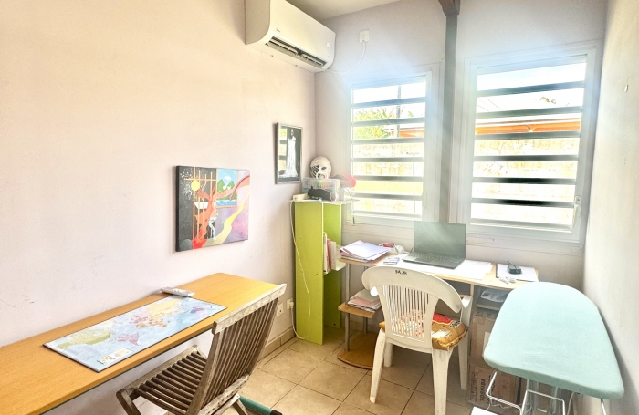 Villa de plain pied &agrave; Capesterre-Belle-Eau avec Longfort Immobilier