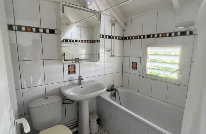 A Lou&eacute; - Appartement T2 Duplex   Le Gosier