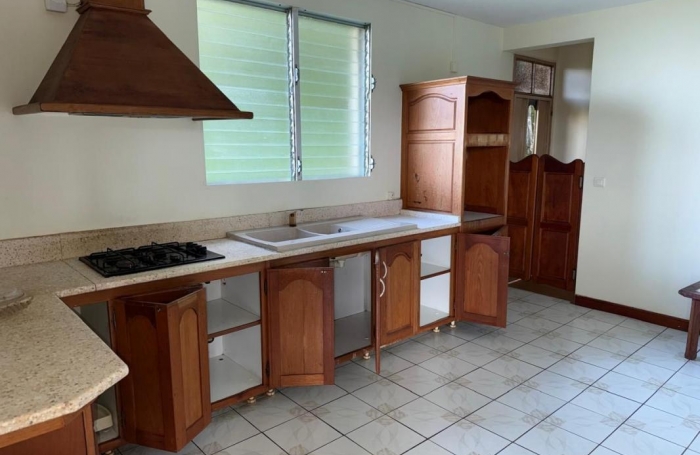 Vente Maison 220.84m&sup2; 6 pièces Deshaies