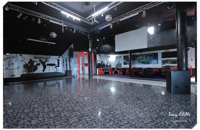 Vente Divers 723m&sup2; 5 pièces Gourbeyre