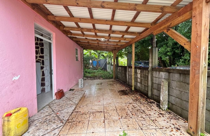 Vente Immeuble 169m&sup2; 6 pièces Basse-Terre