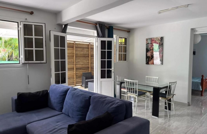 Vente Maison 247m&sup2; 8 pièces Lamentin