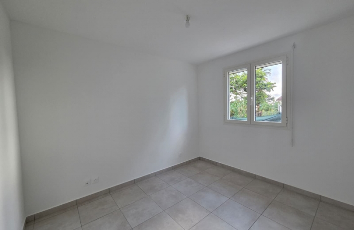 Location Maison 56m&sup2; 3 pièces Gourbeyre