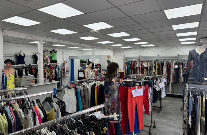 Local professionnel / commercial   175 m2 env.   Immeuble sur 3 niveaux   Rue du Docteur Cavre, Basse-Terre