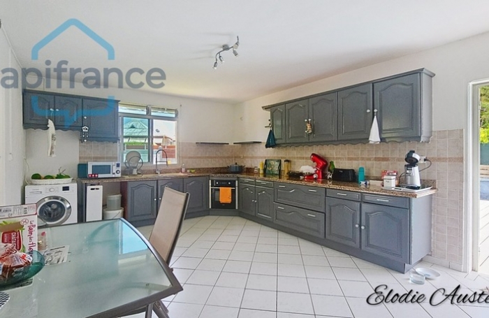 Vente Maison 226m&sup2; 8 pièces Lamentin