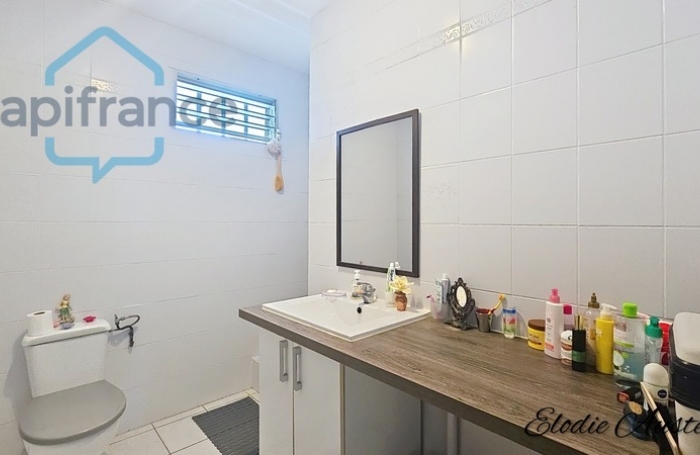 Vente Maison 226m&sup2; 8 pièces Lamentin