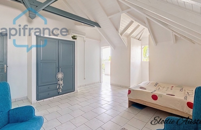 Vente Maison 226m&sup2; 8 pièces Lamentin
