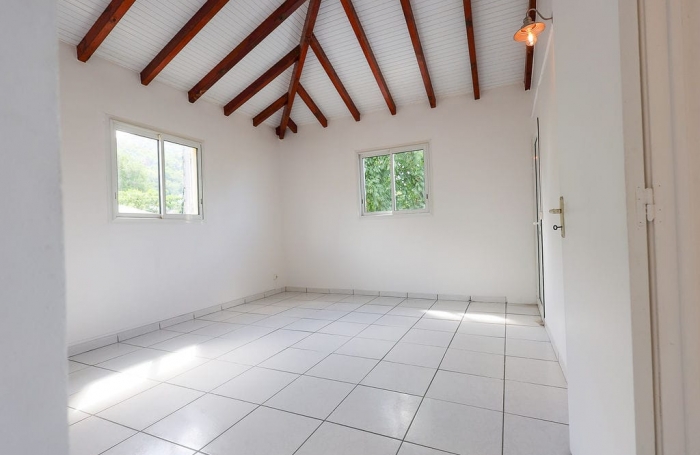 Location appartement T2 de 57 m2 calme et vue mer &agrave; POINTE NOIRE