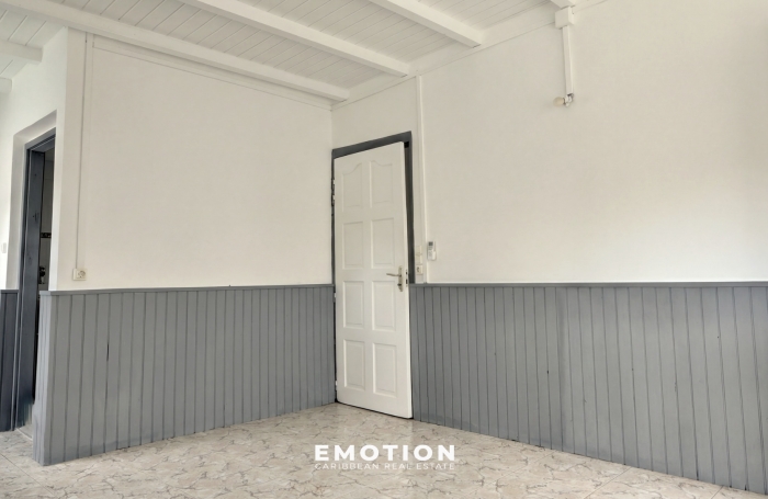 Maison Mitoyenne de 136 m2 - CAPESTERRE BELLE EAU