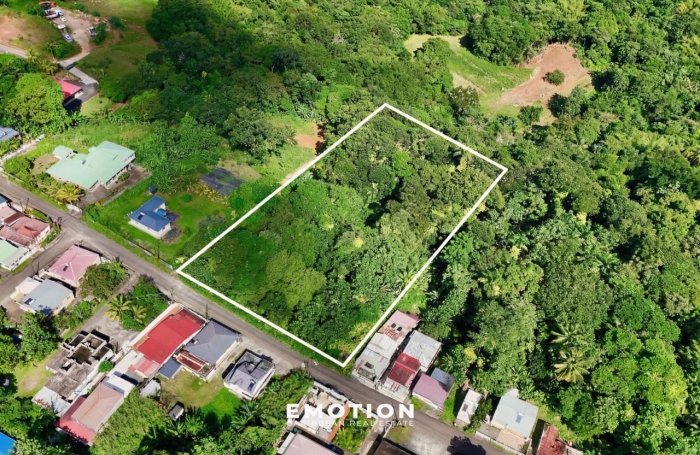 TERRAIN PLAT   Route Sainte-Rose   5 753 m2 Exclusivit&eacute;