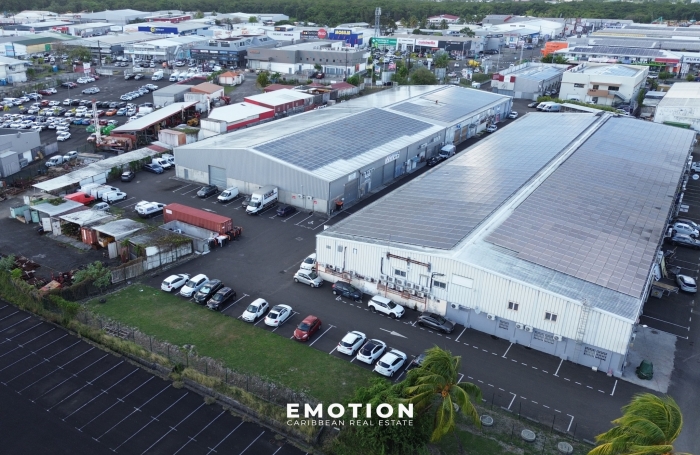 Bureaux 300 m2 divisibles &agrave; Baie-Mahault Jarry ( Guadeloupe)