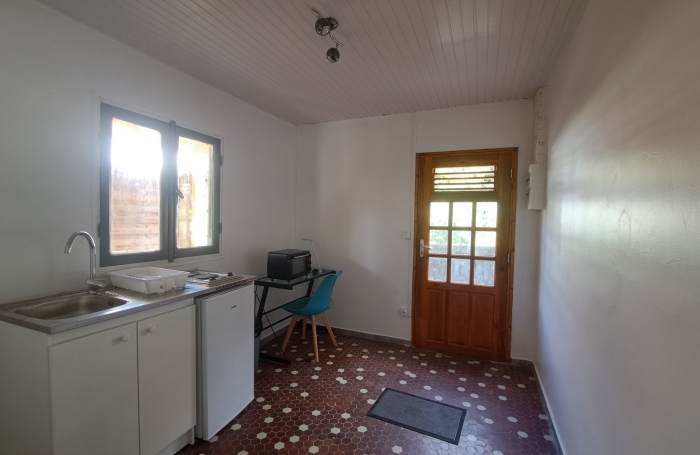 T2 meubl&eacute; pour &eacute;tudiant avec terrasse et jardinet, proche universit&eacute; et nature